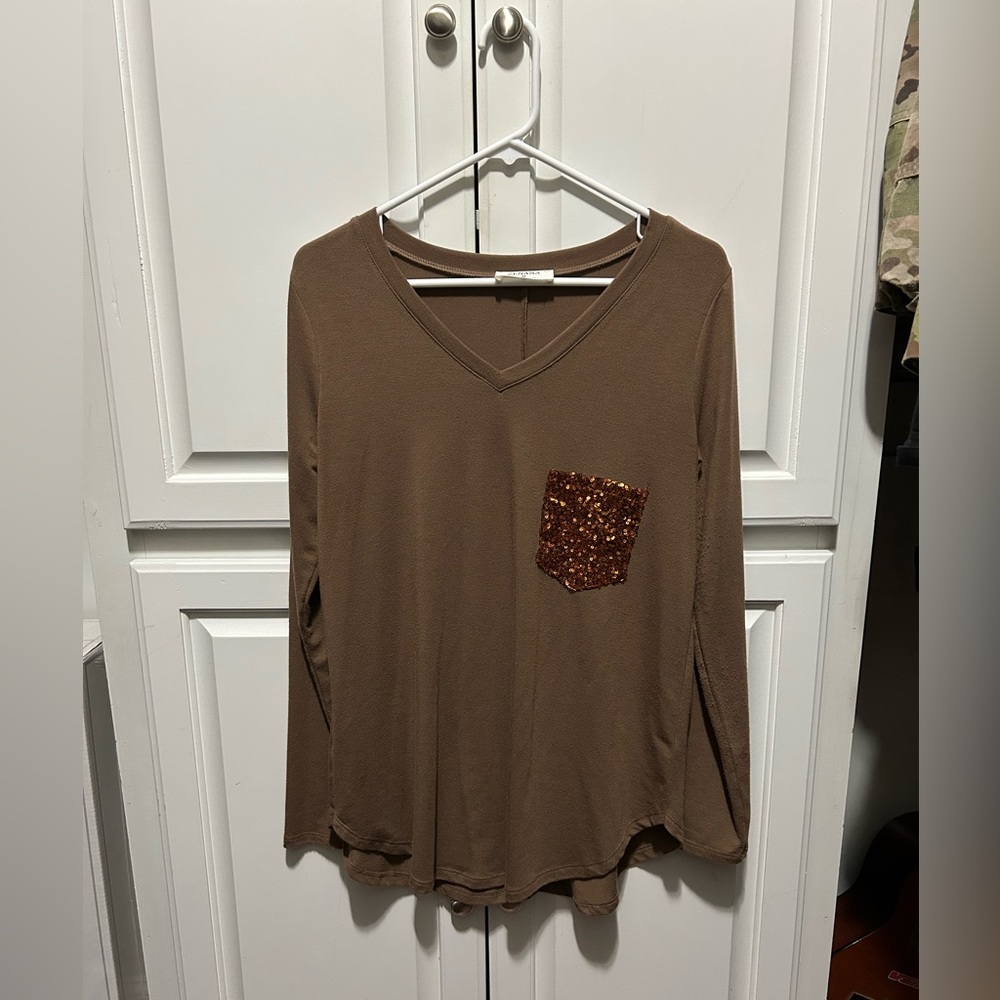 Brown long sleeve boutique shirt